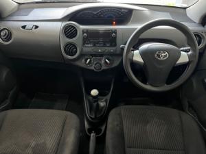 Toyota Etios hatch 1.5 Sprint - Image 5