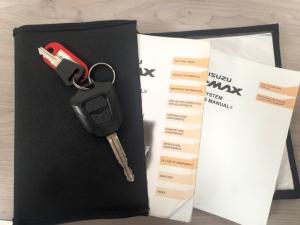Isuzu D-Max 1.9TD double cab L 4x4 manual - Image 10