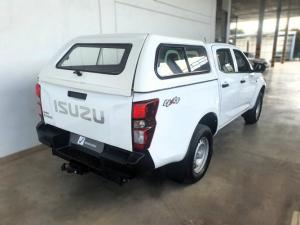 Isuzu D-Max 1.9TD double cab L 4x4 manual - Image 4