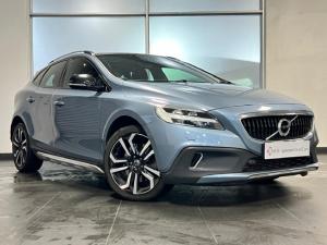 Volvo V40 Cross Country T5 AWD Inscription - Image 1