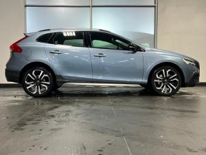 Volvo V40 Cross Country T5 AWD Inscription - Image 6