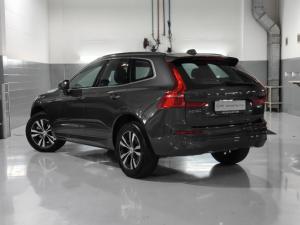 Volvo XC60 B5 AWD Ultimate Dark - Image 4