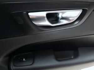 Volvo XC60 D5 AWD Inscription - Image 15