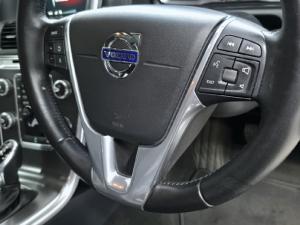 Volvo XC60 D4 Momentum - Image 15