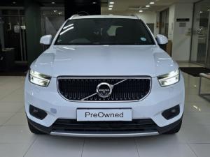 Volvo XC40 D4 AWD Momentum - Image 2