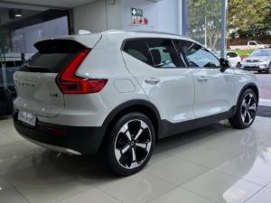 Volvo XC40 D4 AWD Momentum - Image 7