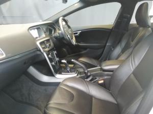 Volvo XC40 T4 R-Design - Image 4