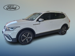 Volkswagen Tiguan Allspace 2.0TSI 4Motion Style - Image 15