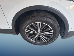 Volkswagen Tiguan Allspace 2.0TSI 4Motion Style - Image 7