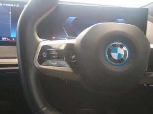 BMW iX xDrive50 - Image 9