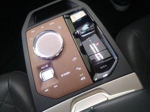 BMW iX xDrive50 - Image 13