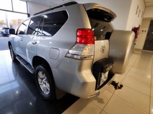 Toyota Land Cruiser Prado 4.0 VX - Image 2