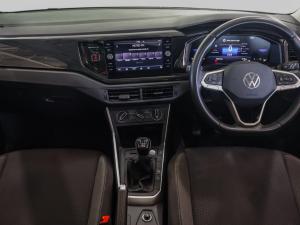 Volkswagen Polo hatch 1.0TSI Life manual - Image 10
