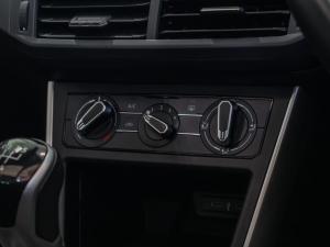 Volkswagen Polo hatch 1.0TSI Life manual - Image 12