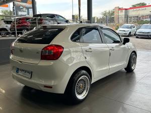 Toyota Starlet 1.4 XS - Image 7