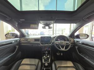 Volkswagen T-Roc 2.0TSI 4Motion R-Line - Image 9
