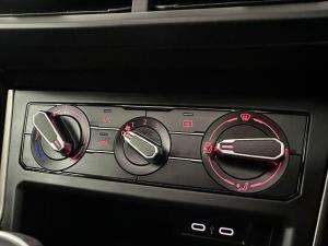 Volkswagen Polo 1.0 TSI Comfortline DSG - Image 10