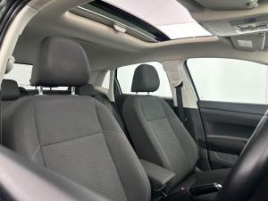 Volkswagen Polo 1.0 TSI Comfortline DSG - Image 6
