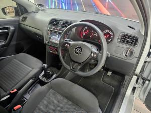 Volkswagen Polo Vivo hatch 1.4 Trendline - Image 5