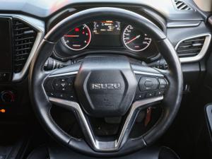 Isuzu D-Max 1.9TD Extended cab LS auto - Image 6