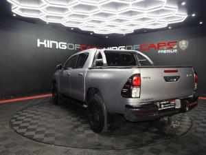 Toyota Hilux 2.8GD-6 double cab Raider auto - Image 4