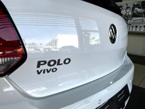 Volkswagen Polo Vivo hatch 1.4 Comfortline - Image 16