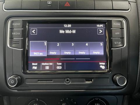 Image Volkswagen Polo Vivo hatch 1.4 Comfortline