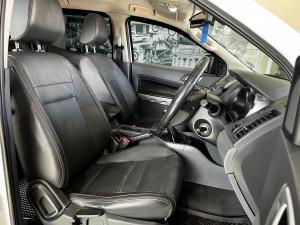 Ford Ranger 3.2TDCi double cab 4x4 XLT - Image 12