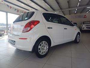Hyundai i20 1.2 Motion - Image 2