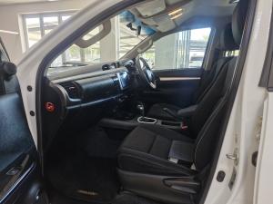Toyota Hilux 2.8GD-6 double cab Raider auto - Image 7