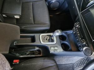 Toyota Hilux 2.8GD-6 double cab Raider auto - Image 9