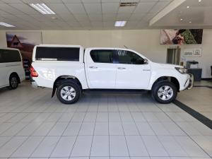 Toyota Hilux 2.8GD-6 double cab Raider auto - Image 3