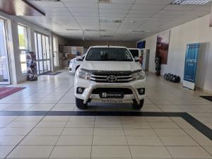 Toyota Hilux 2.8GD-6 double cab Raider auto - Image 4
