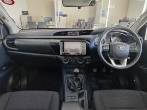 Toyota Hilux 2.4GD-6 single cab 4x4 Raider manual - Image 10