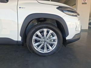 Toyota Corolla Cross 1.8 HEV XS - Image 11