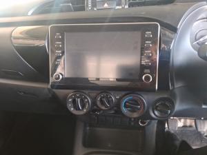 Toyota Hilux 2.4GD-6 single cab 4x4 Raider manual - Image 10