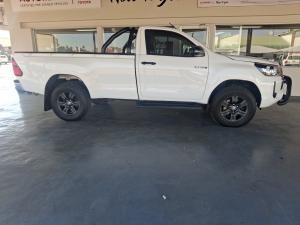 Toyota Hilux 2.4GD-6 single cab 4x4 Raider manual - Image 14