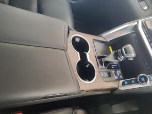 Toyota Land Cruiser 300 3.3D ZX - Image 12