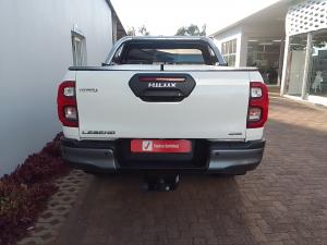Toyota Hilux 2.8GD-6 double cab 4x4 Legend auto - Image 5