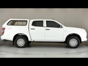 Isuzu D-Max 1.9TD double cab L 4x4 manual - Image 3