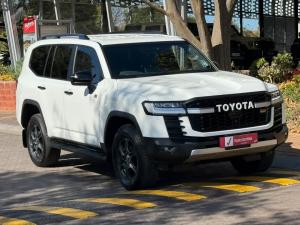 Toyota Land Cruiser 300 3.3D GR-Sport - Image 1