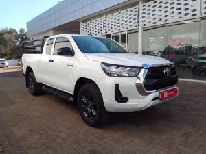 Toyota Hilux 2.4GD-6 Xtra cab Raider auto - Image 1
