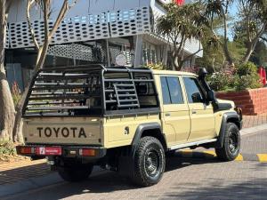 Toyota Land Cruiser 79 4.5D-4D V8 double cab LX - Image 2