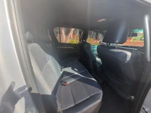 Toyota Hilux 2.8GD-6 double cab 4x4 Legend auto - Image 9