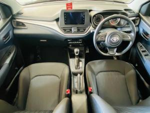 Toyota Starlet 1.5 XS auto - Image 6