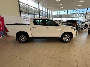 Toyota Hilux 2.8GD-6 double cab 4x4 Raider auto - Image 3