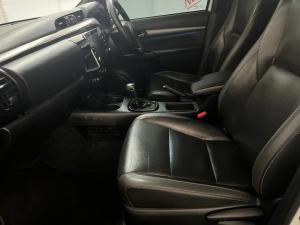 Toyota Hilux 2.8GD-6 double cab 4x4 Legend auto - Image 7