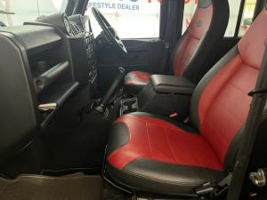 Land Rover Defender 110 TD station wagon S - Image 7