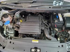 Volkswagen Caddy 1.6 panel van - Image 10
