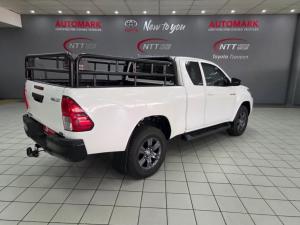 Toyota Hilux 2.4 GD-6 RB Raider automaticE/CAB - Image 2